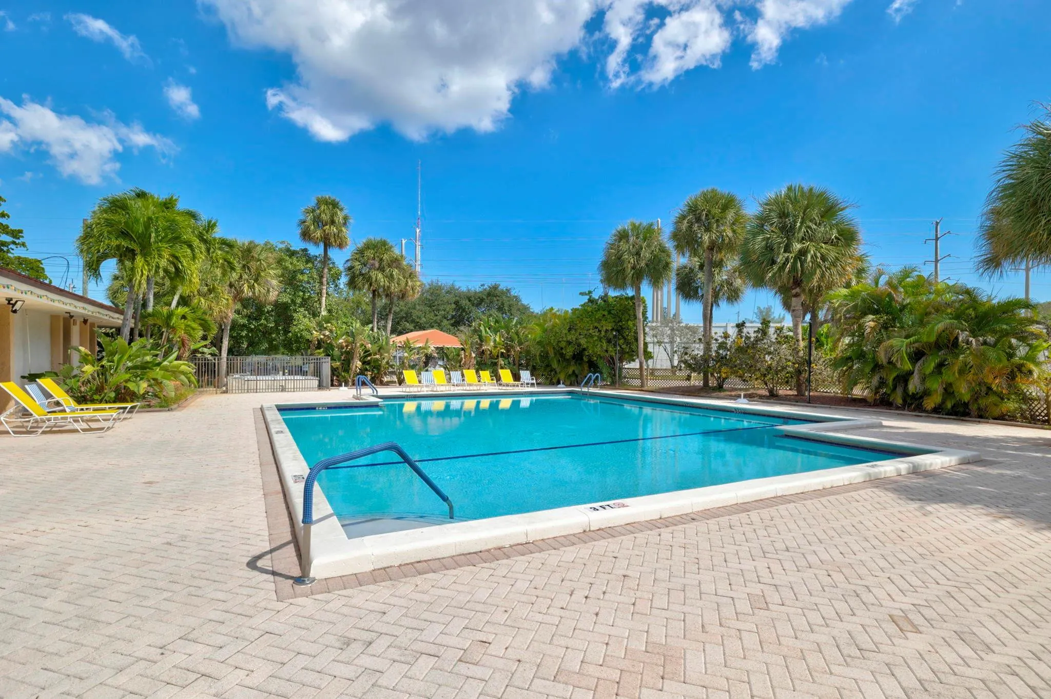 5570 NW 44th Street #518a