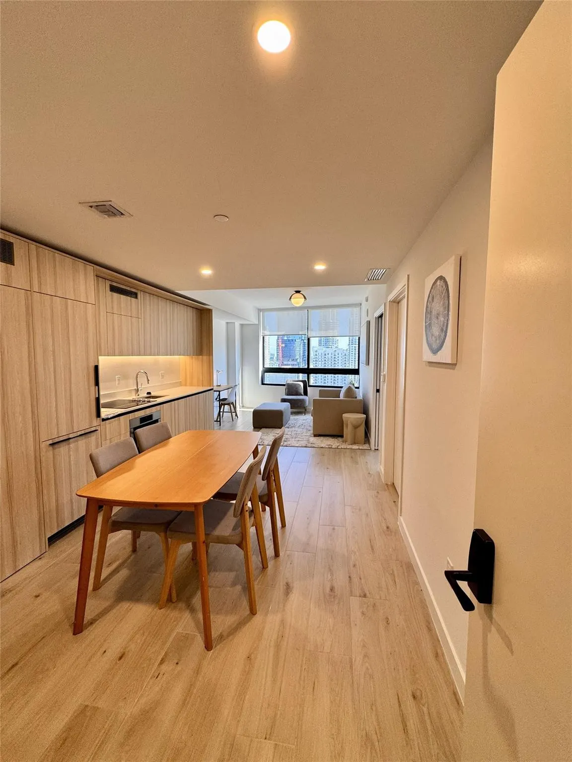 225 N Miami Avenue #2507