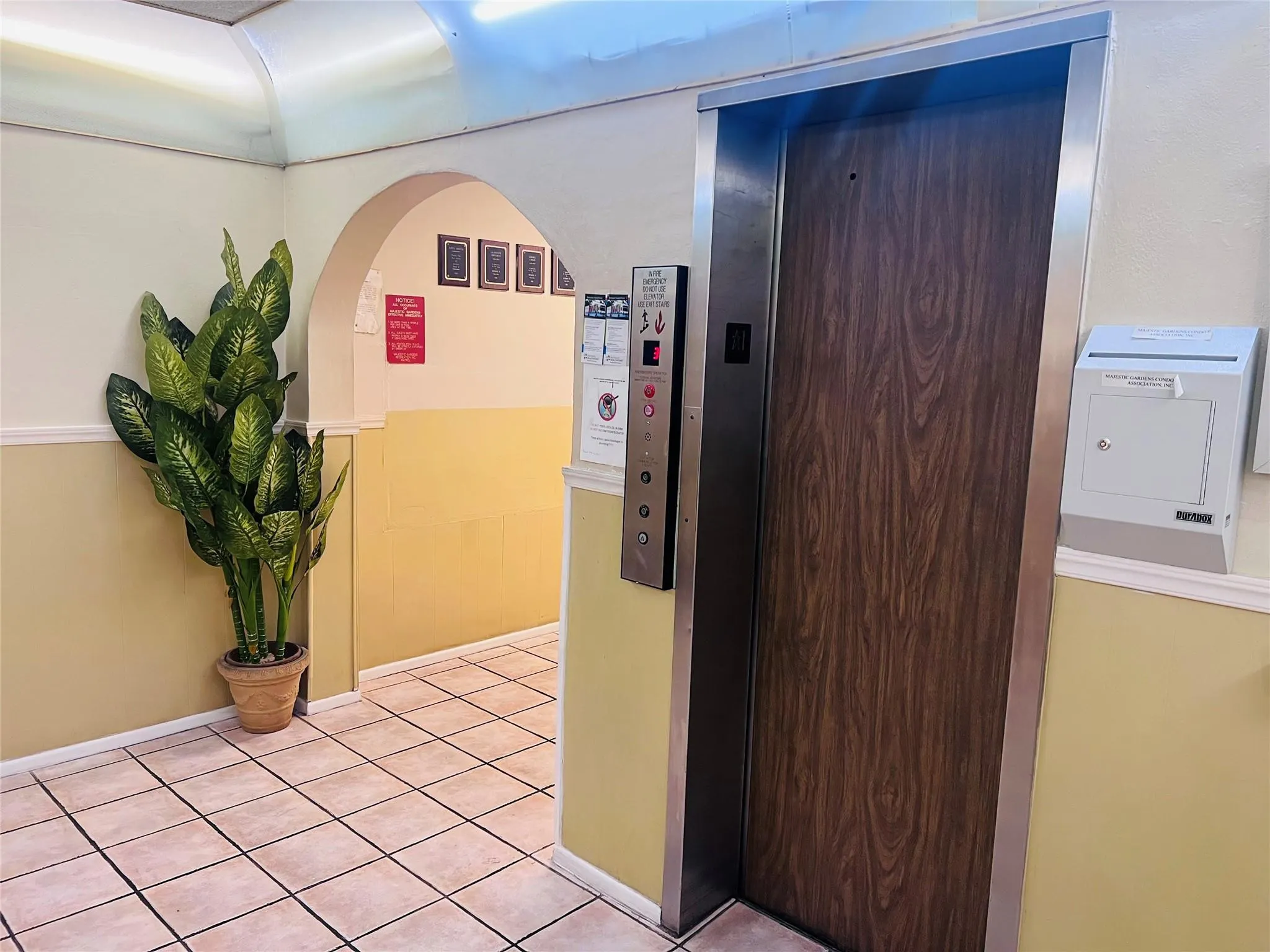 4046 NW 19th Street #203