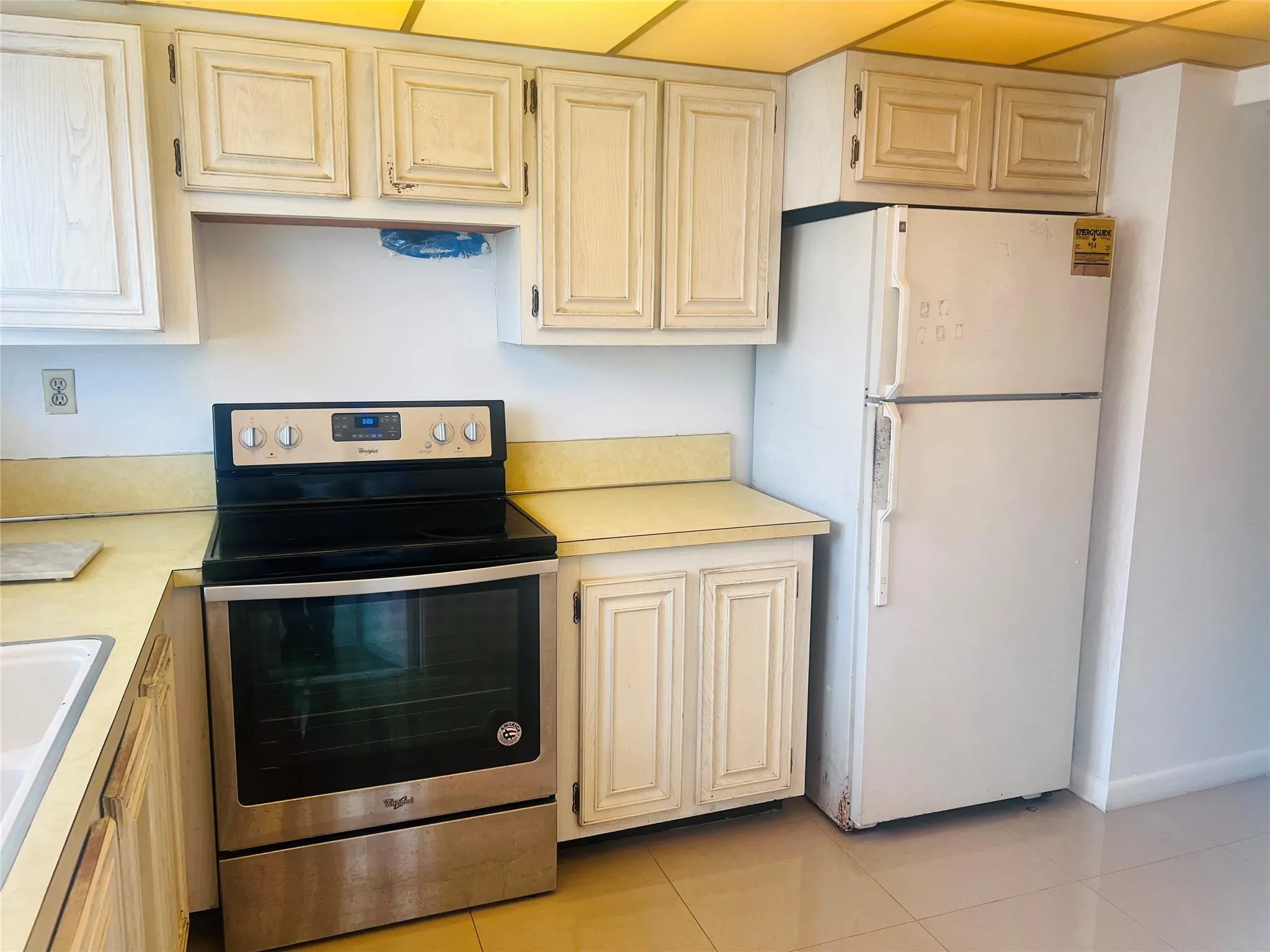 4046 NW 19th Street #203