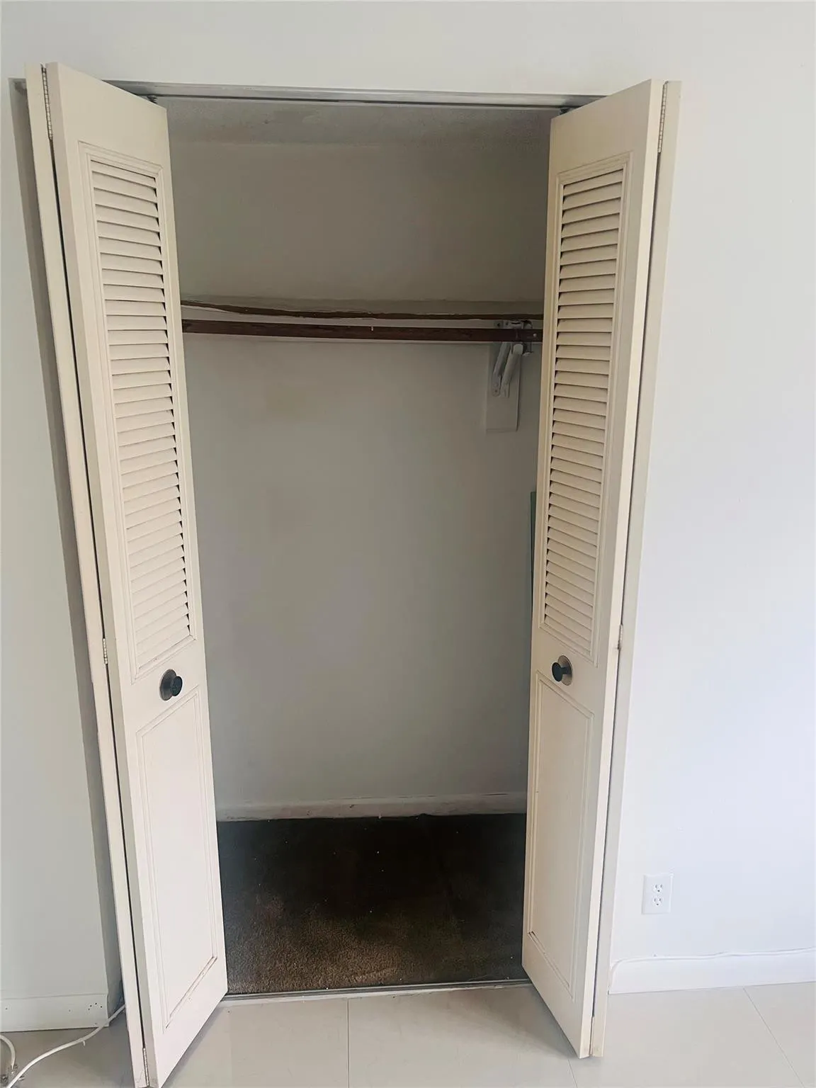4046 NW 19th Street #203