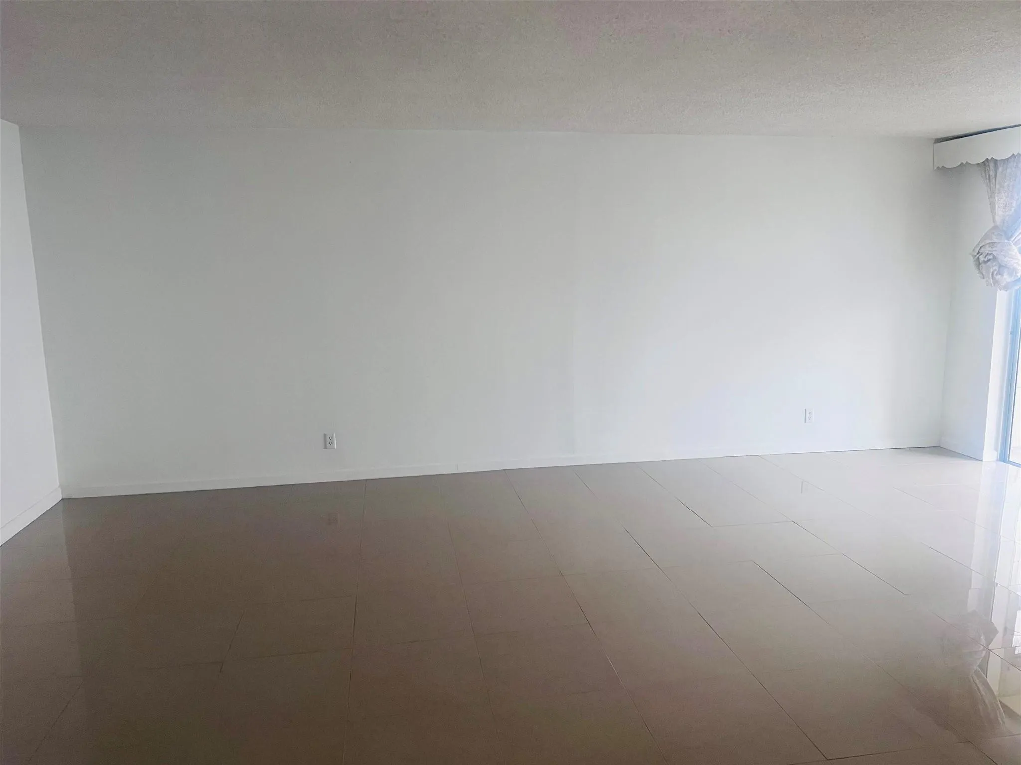 4046 NW 19th Street #203