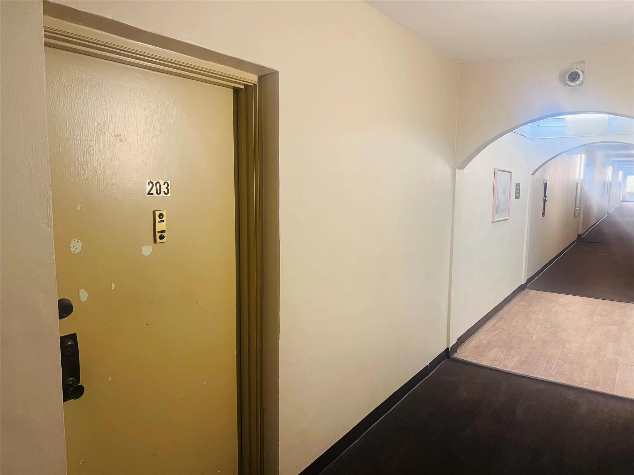 4046 NW 19th Street #203