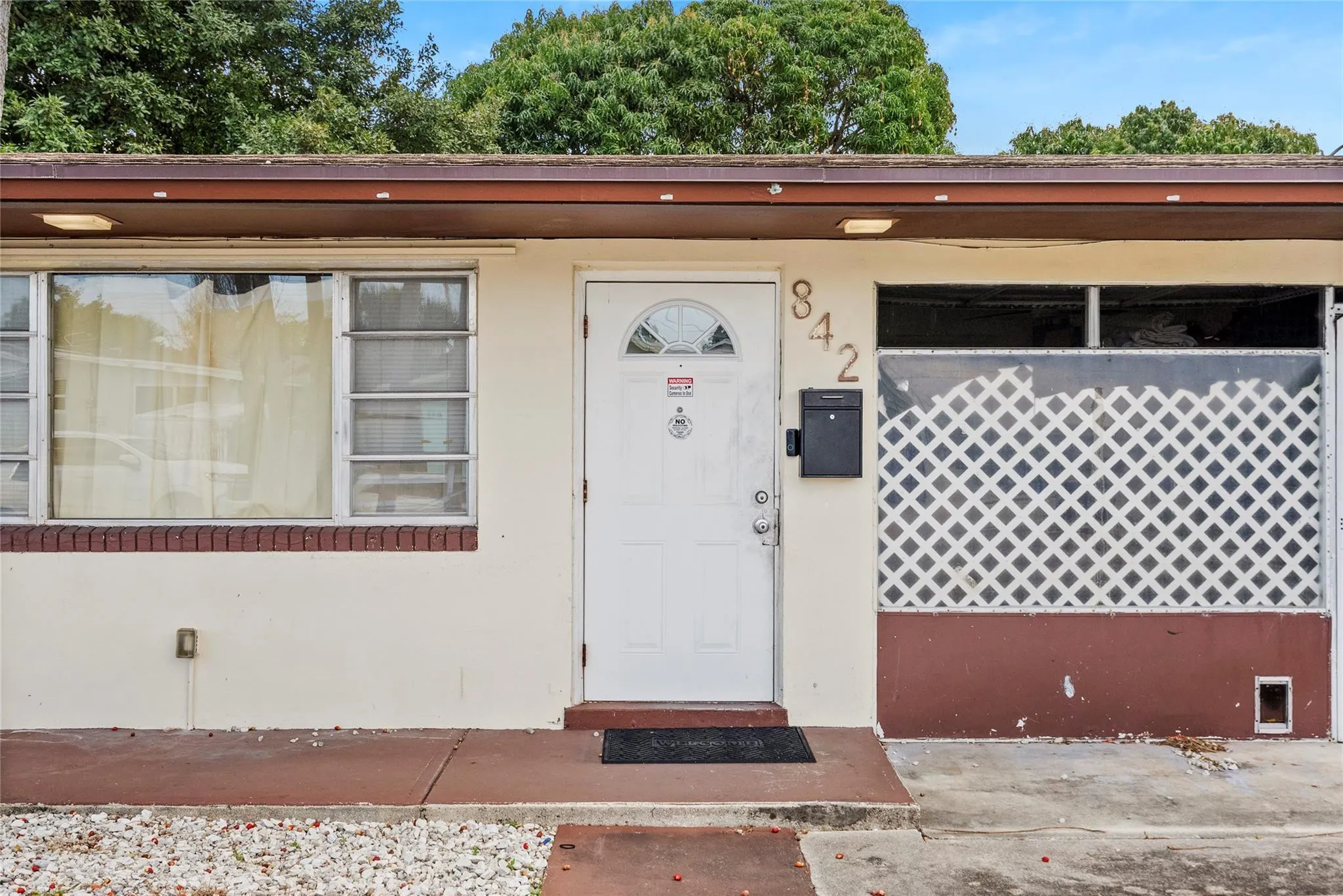 842 Kaye Street