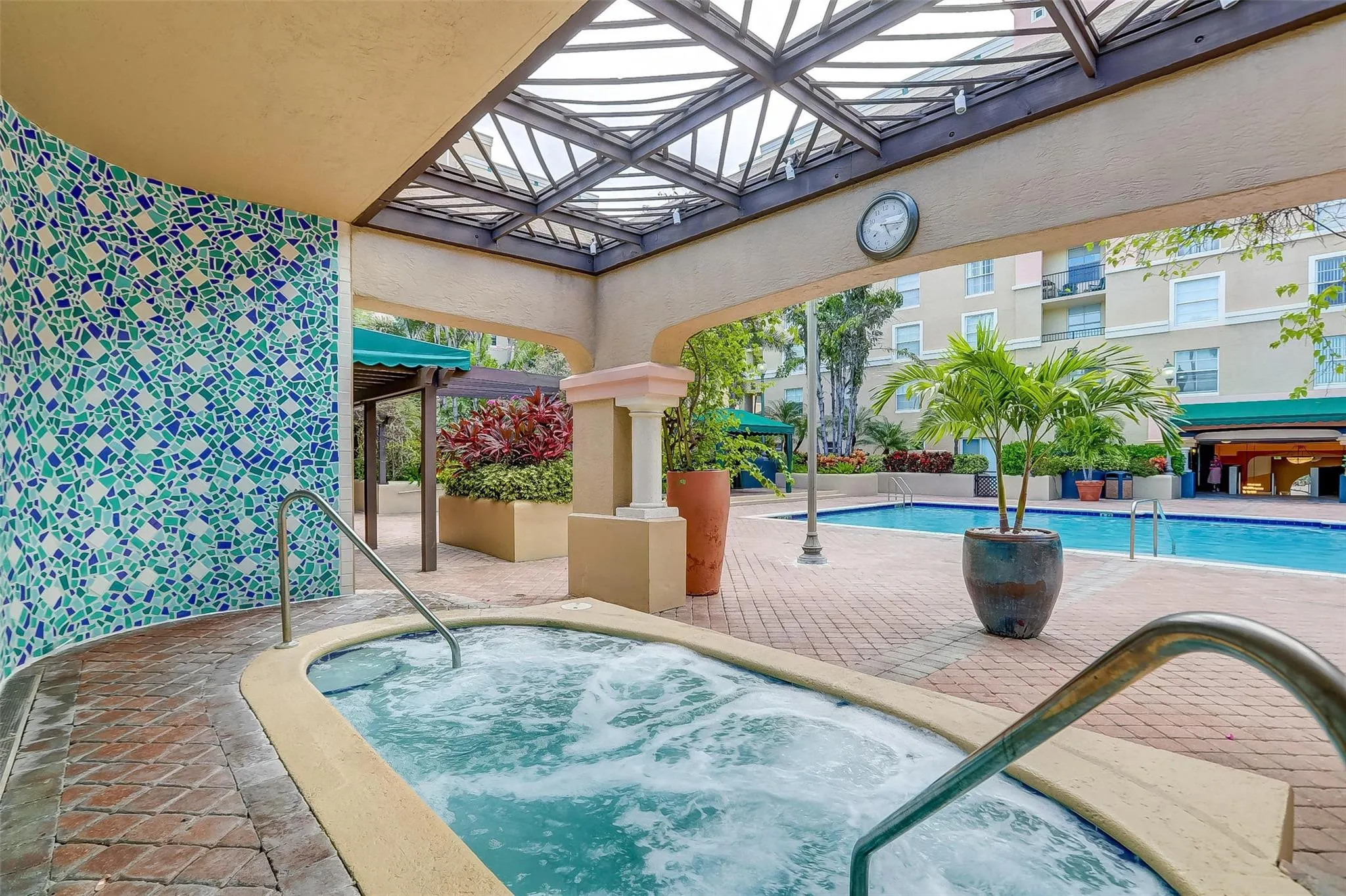 520 SE 5th Avenue #2406