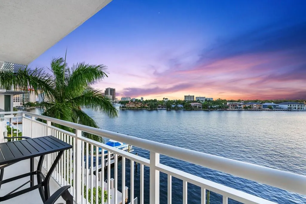 511 Bayshore Drive #501