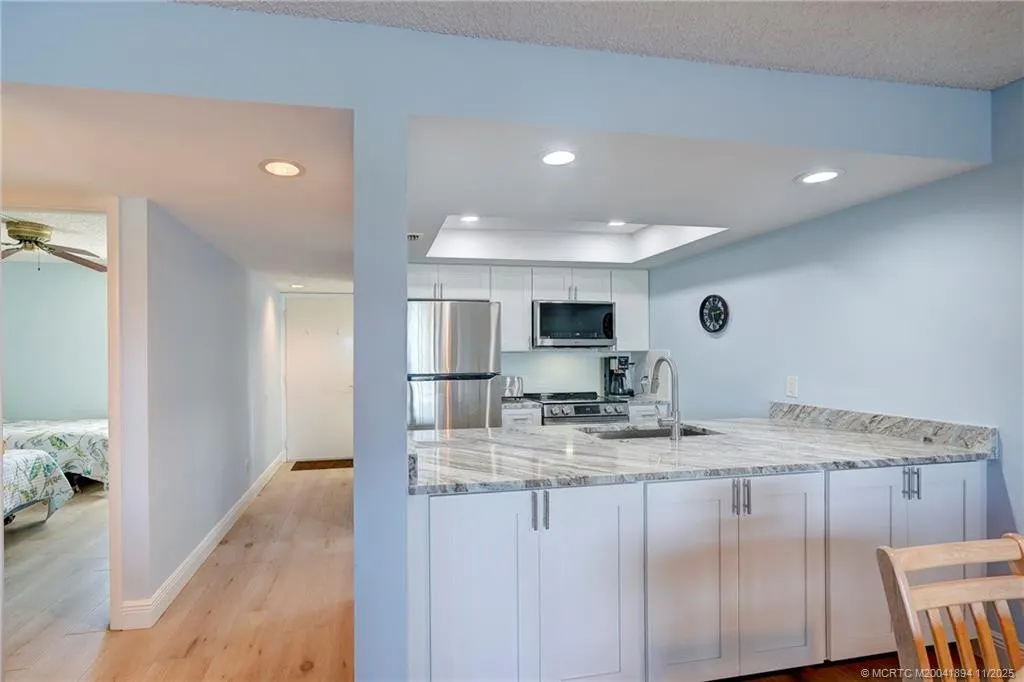 40 NE Plantation Road #209