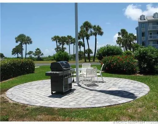 40 NE Plantation Road #209