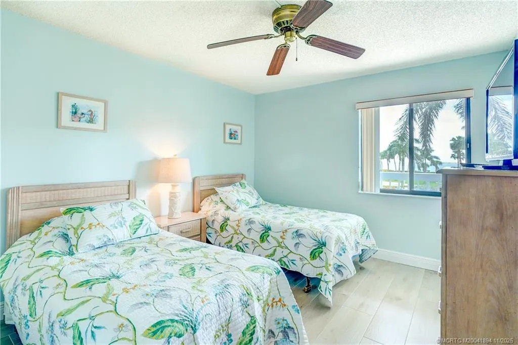 40 NE Plantation Road #209