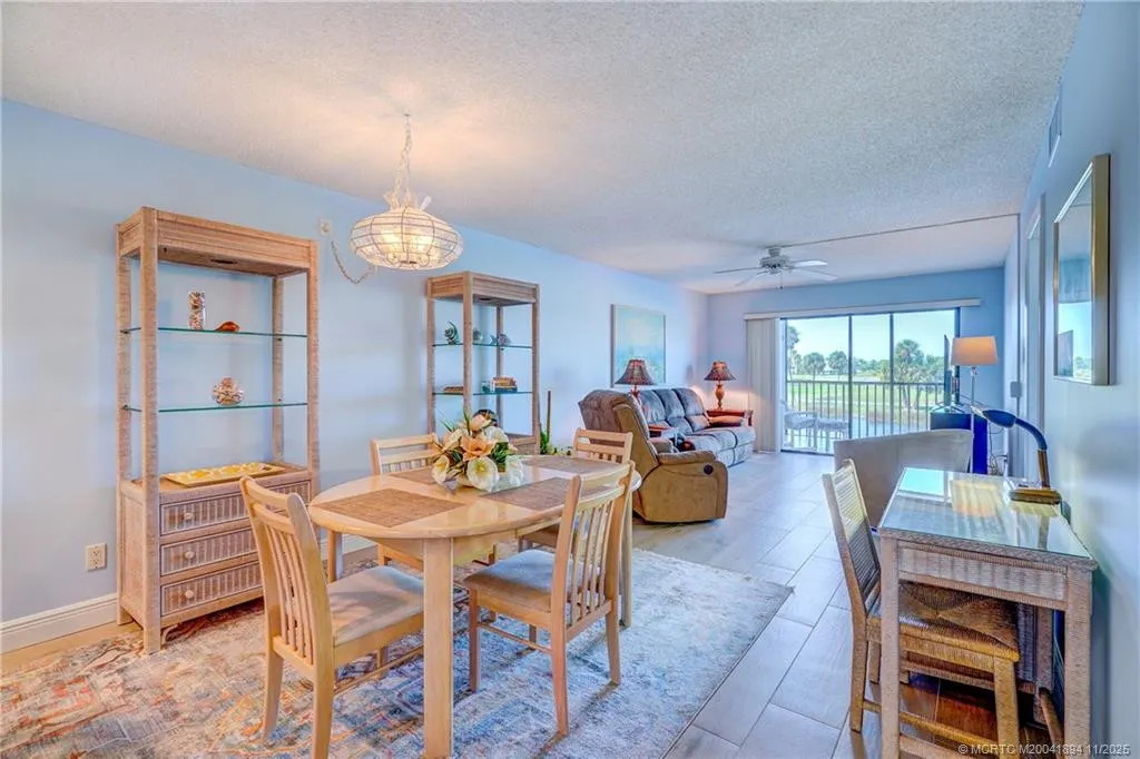 40 NE Plantation Road #209