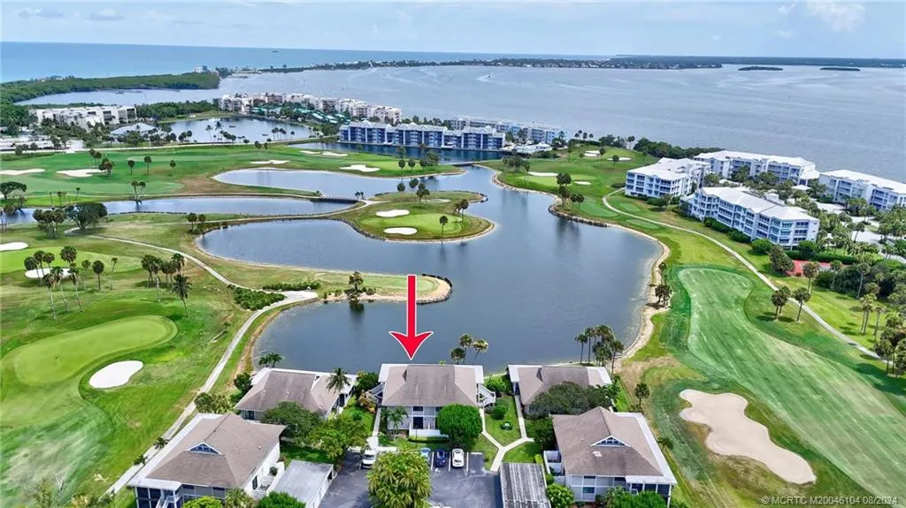 311 NE Golfview Circle
