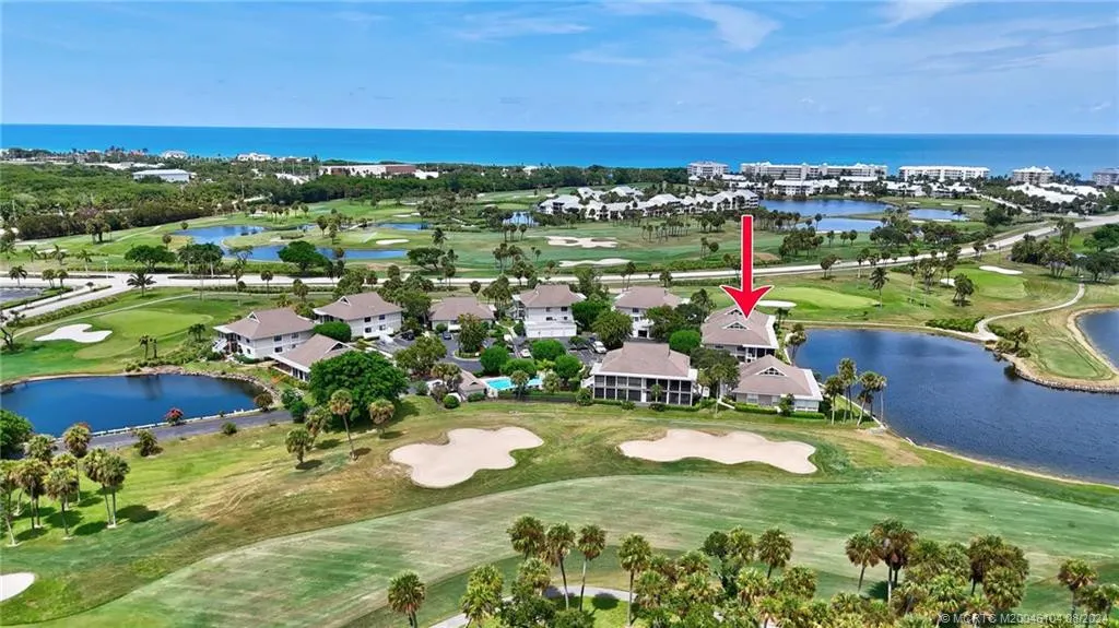 311 NE Golfview Circle