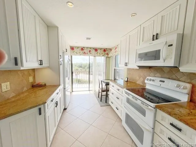 2641 NE Ocean Boulevard #201