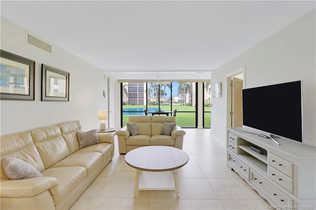 3442 NE Causeway Boulevard #103