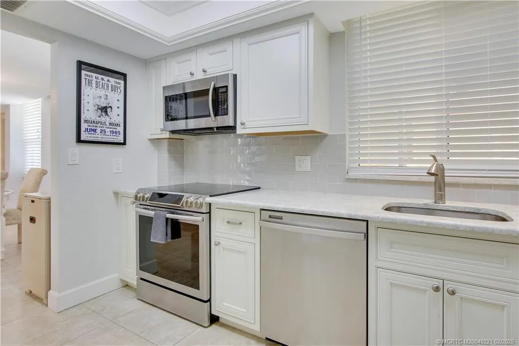 3442 NE Causeway Boulevard #103