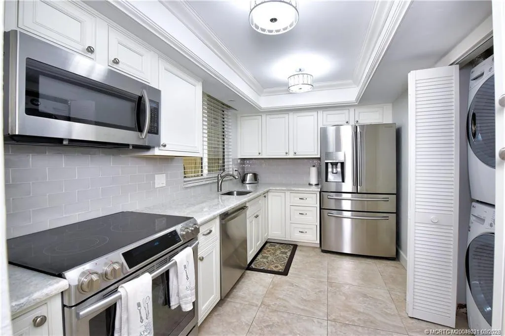 3442 NE Causeway Boulevard #103