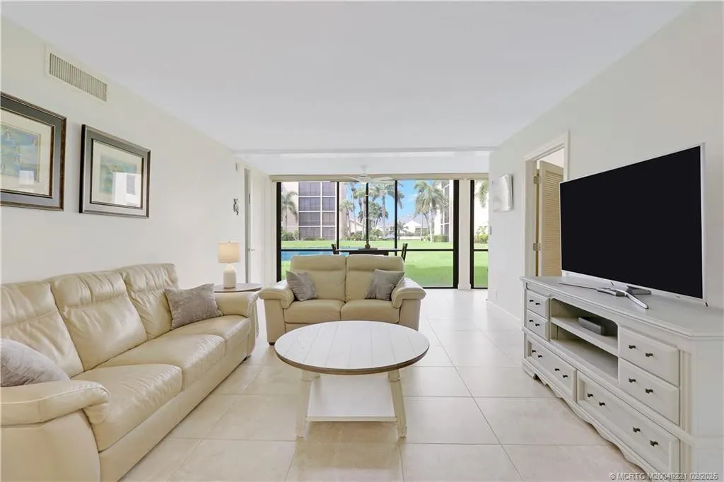 3442 NE Causeway Boulevard #103