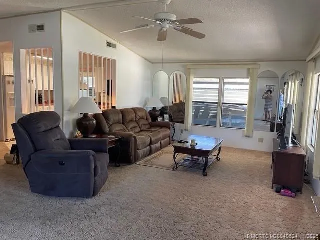 2883 SW Monarch Trail