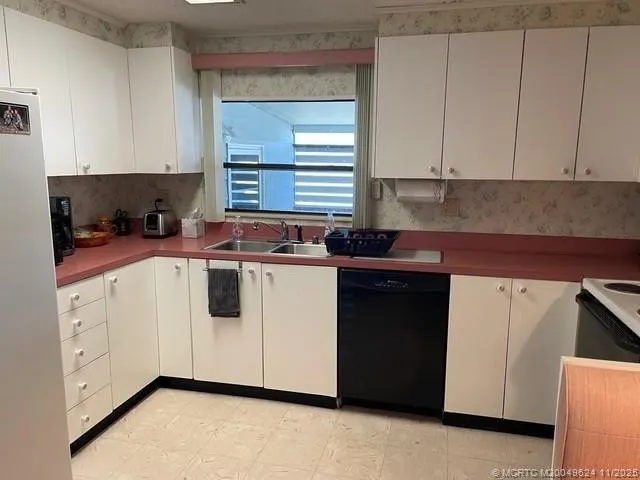 2883 SW Monarch Trail