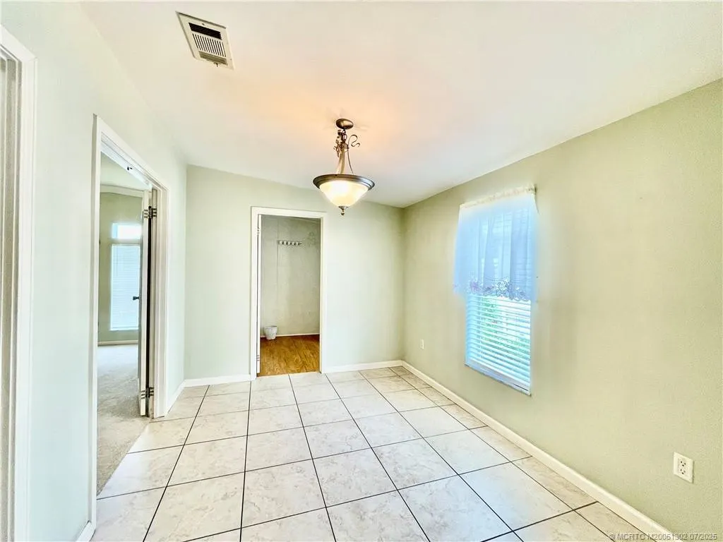 14450 SW Sand Wedge Drive