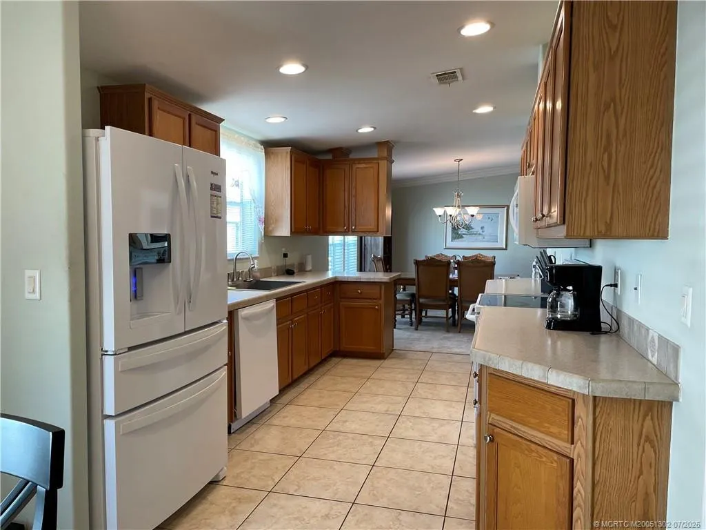 14450 SW Sand Wedge Drive