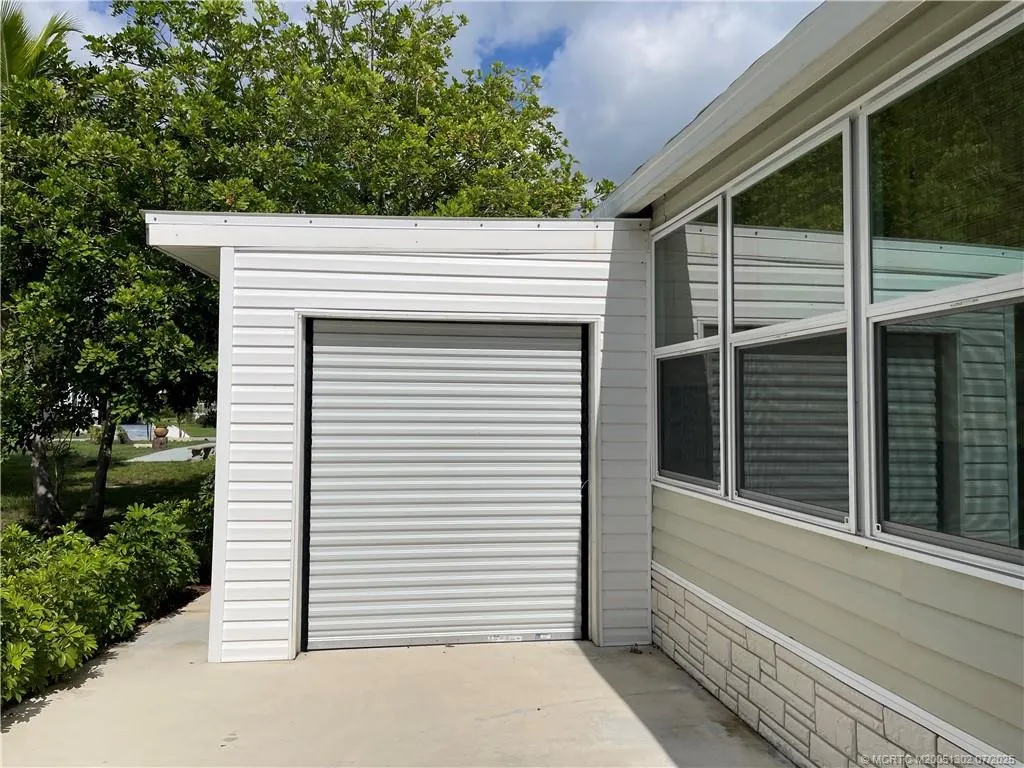 14450 SW Sand Wedge Drive