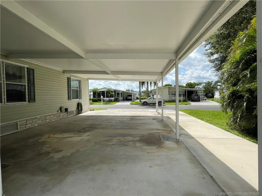14450 SW Sand Wedge Drive