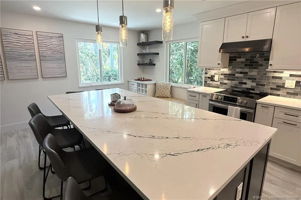 1196 SE Saint Lucie Boulevard
