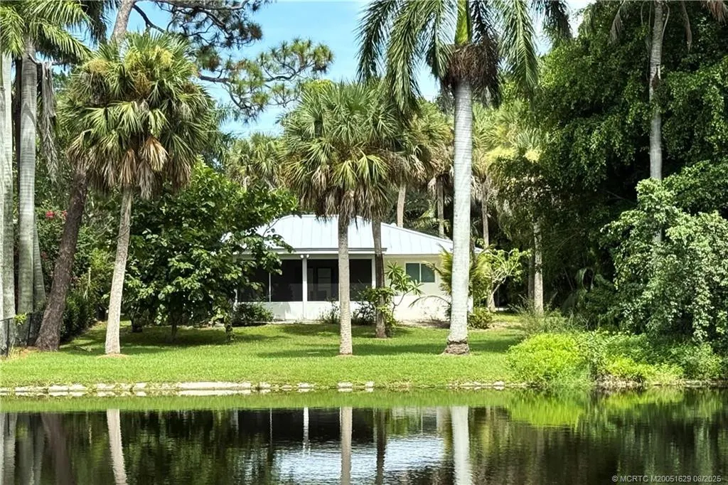 1196 SE Saint Lucie Boulevard