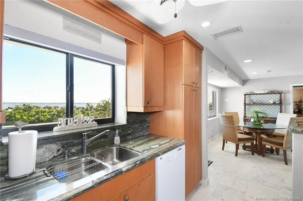 2375 NE Ocean Boulevard #E402