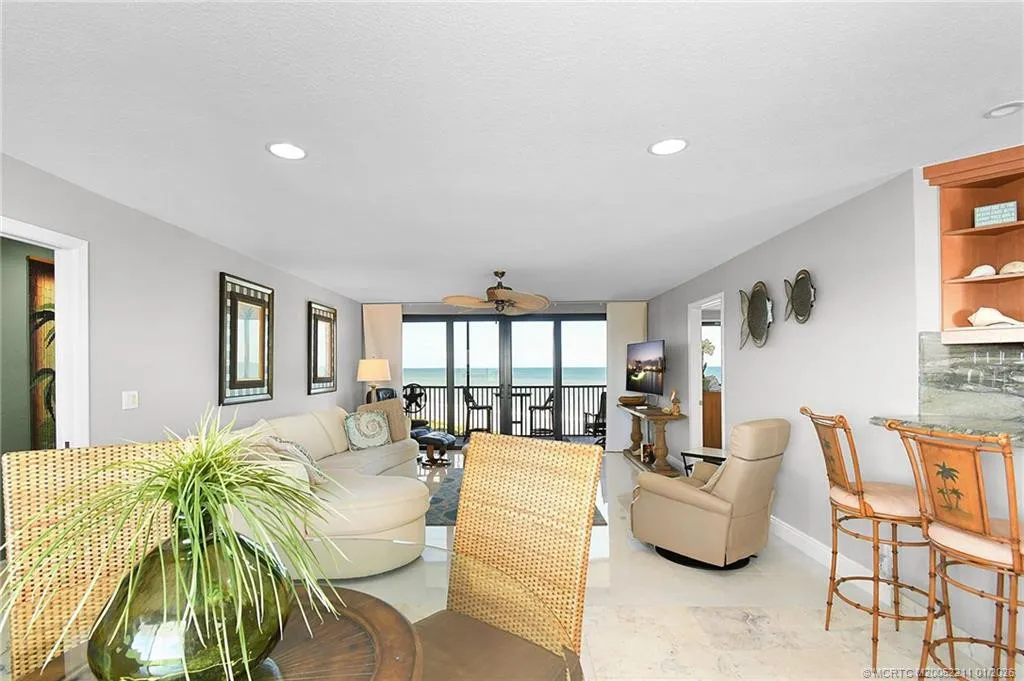 2375 NE Ocean Boulevard #E402