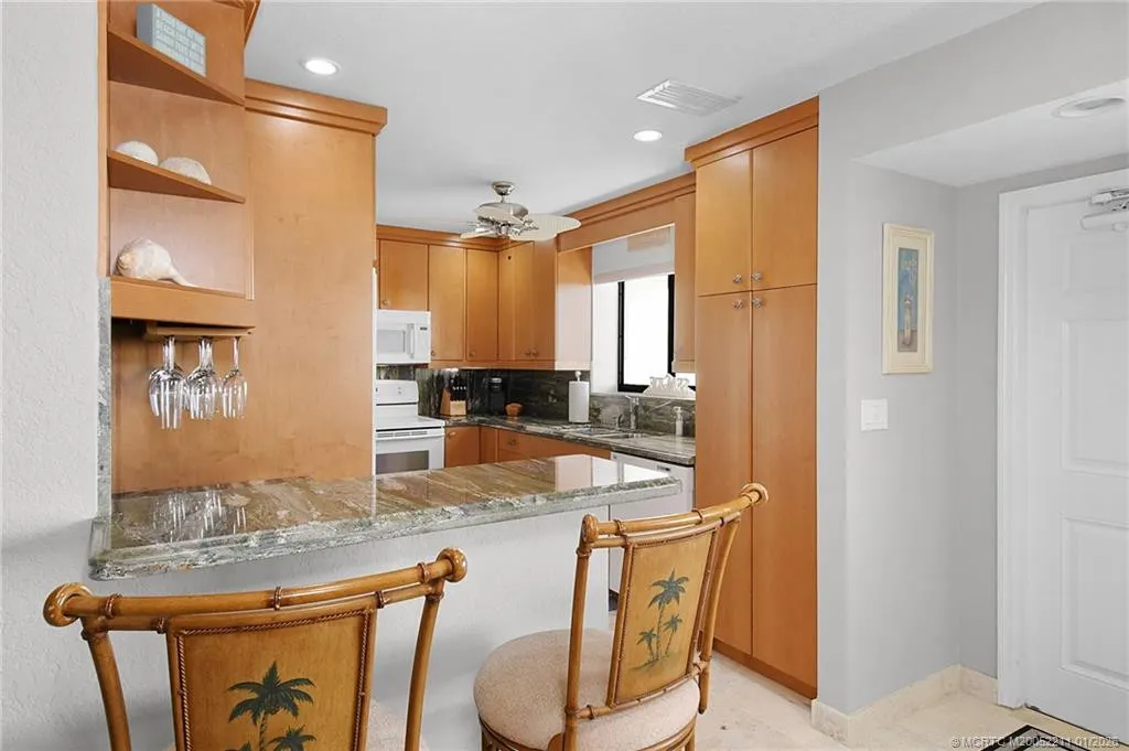 2375 NE Ocean Boulevard #E402