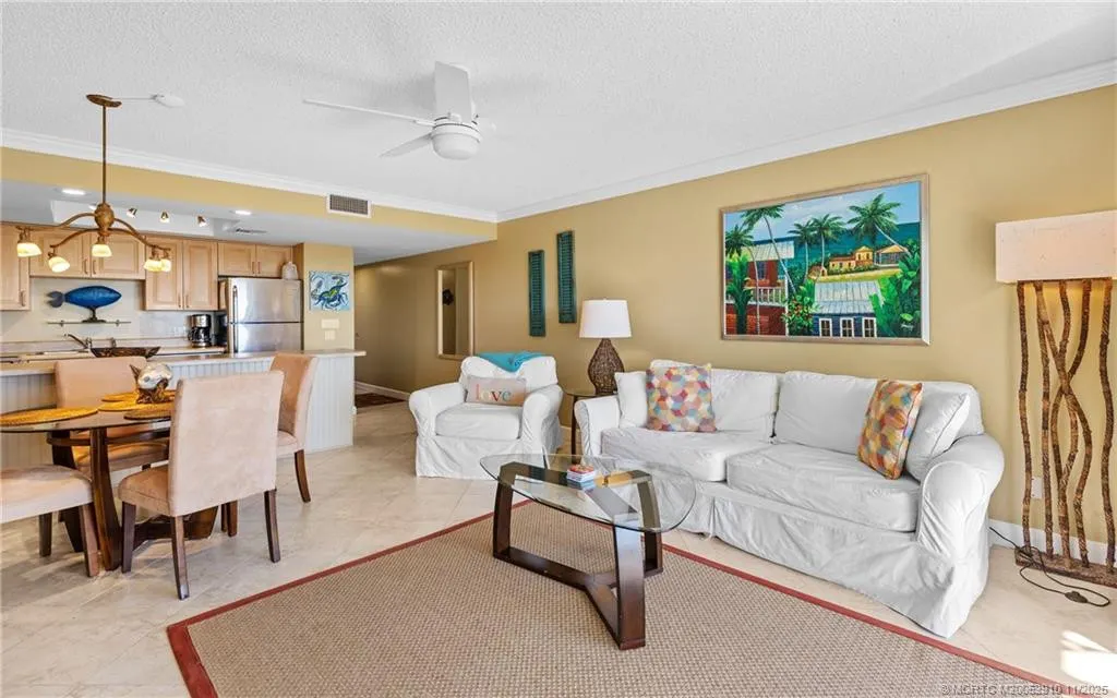 379 NE Tradewind Lane #1104