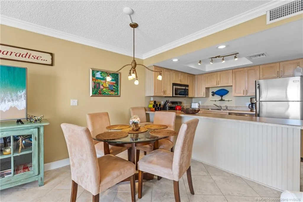 379 NE Tradewind Lane #1104