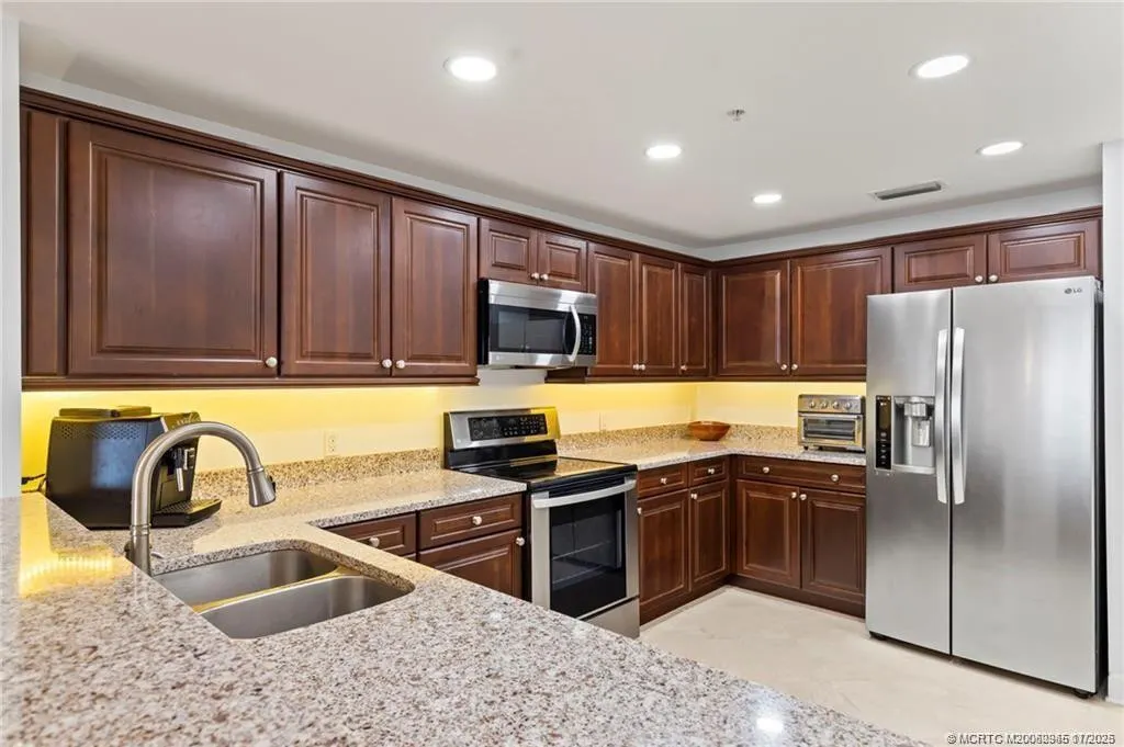 3702 N Highway A1A Highway #1202