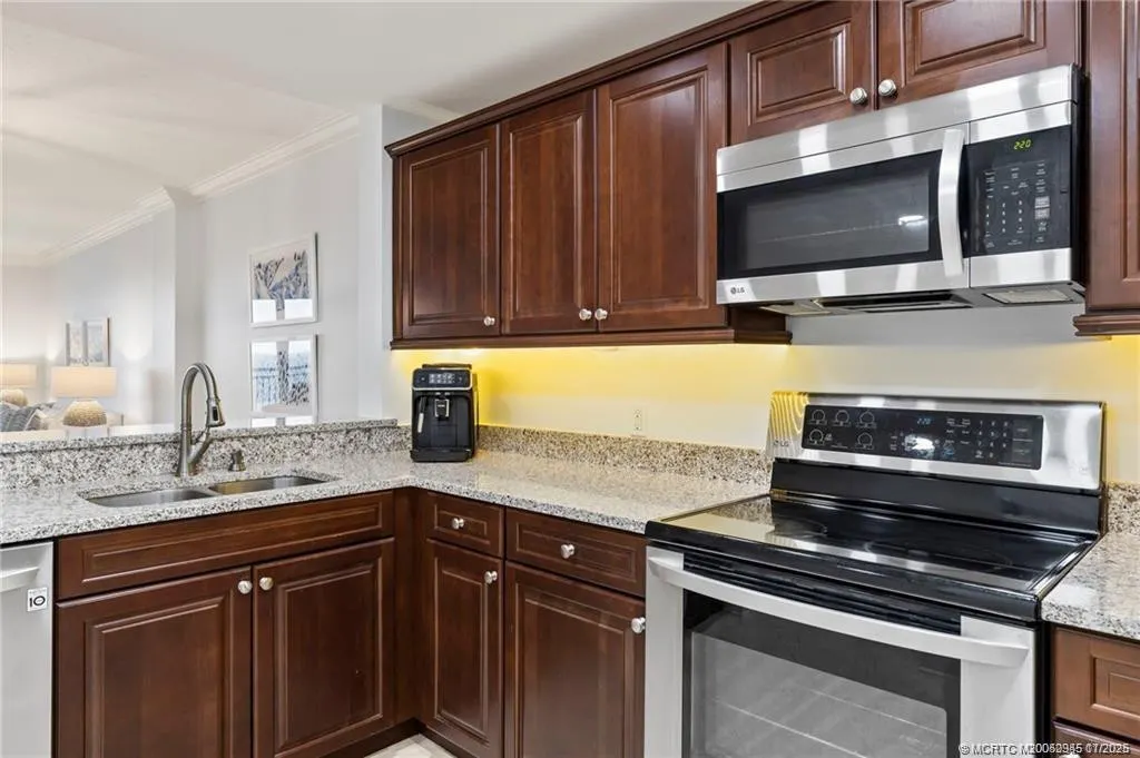 3702 N Highway A1A Highway #1202