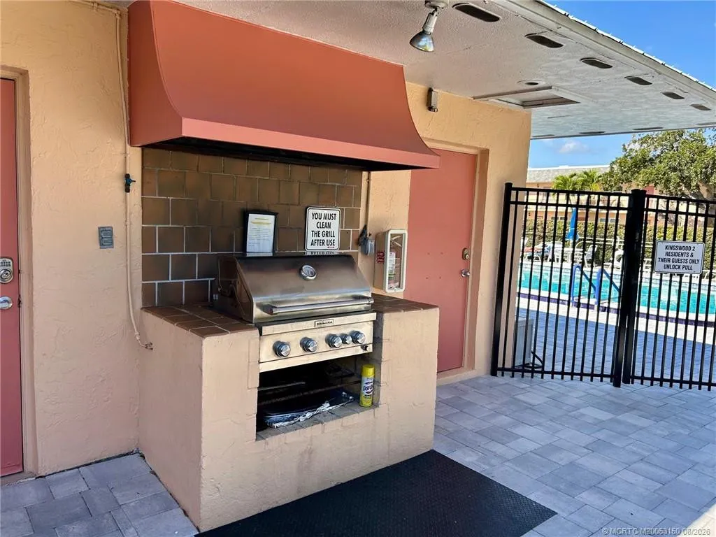 2950 SE Ocean Boulevard #54-6