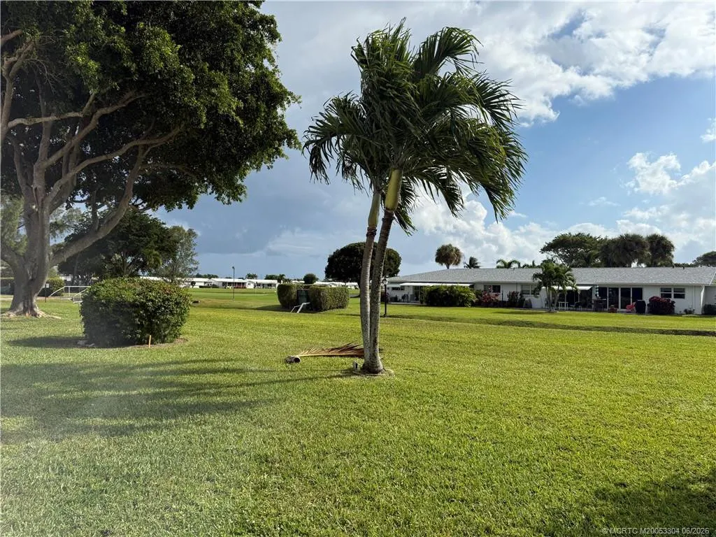 300 SW Golfview Terrace #152