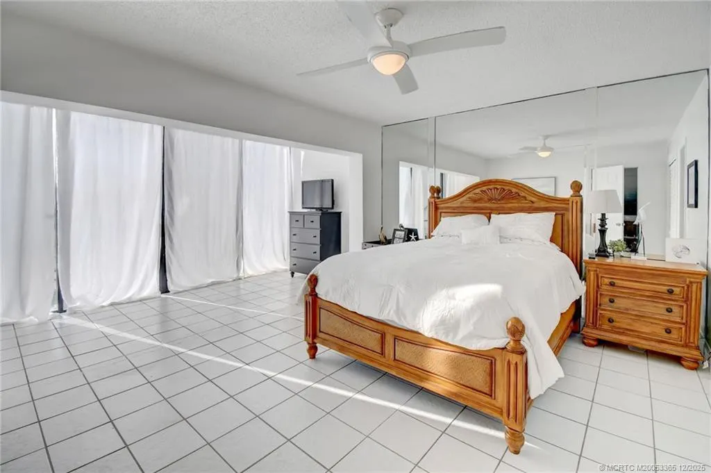 1701 Presidential Way #A104