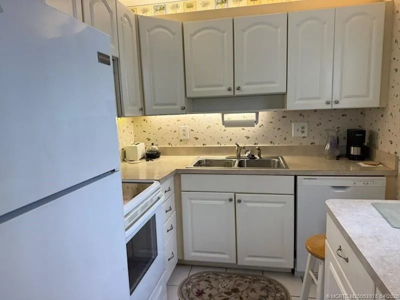 2600 SE Ocean Boulevard #E5