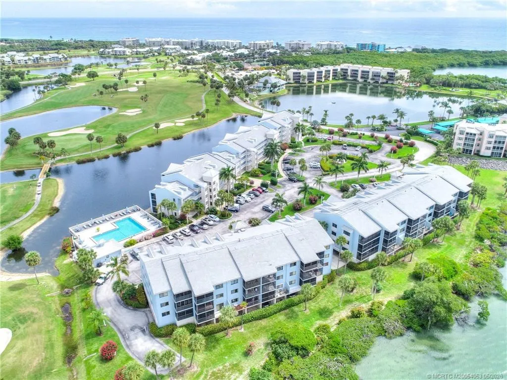 10 NE Plantation Road #101