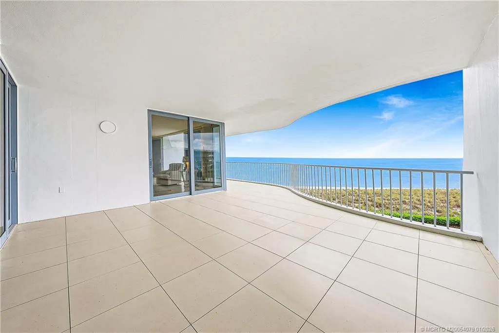 2001 SE Sailfish Point Boulevard #313