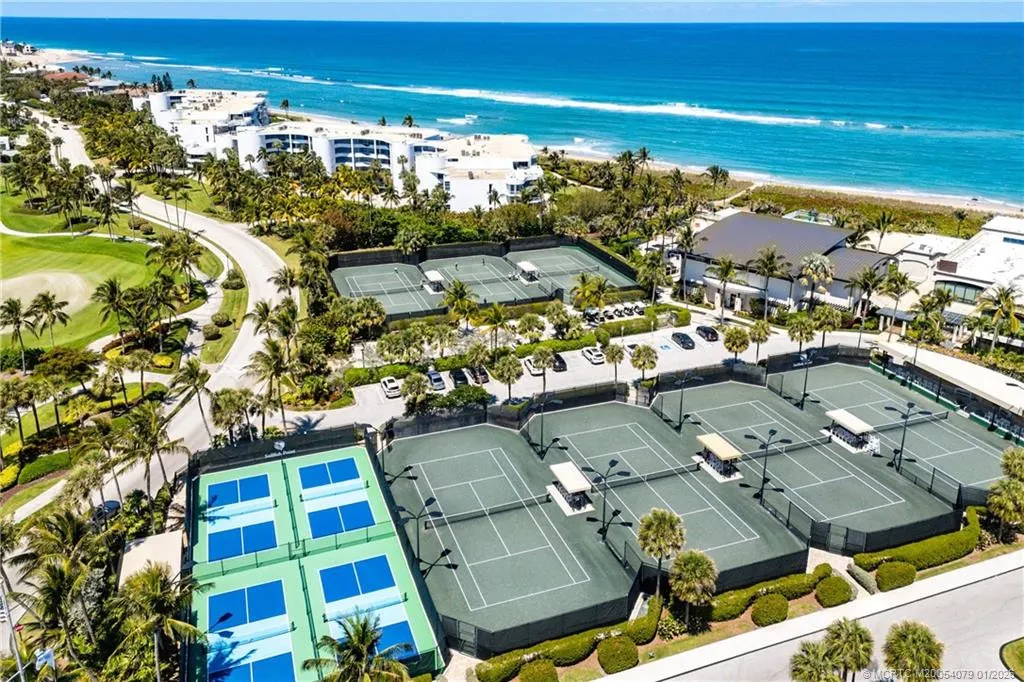 2001 SE Sailfish Point Boulevard #313