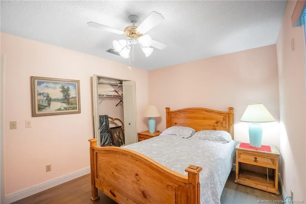 33 Lake Vista Trail #202