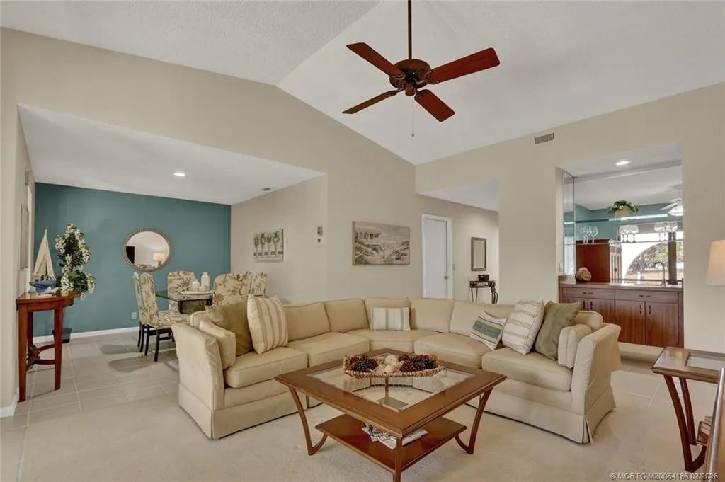 4004 SW Osprey Creek Way