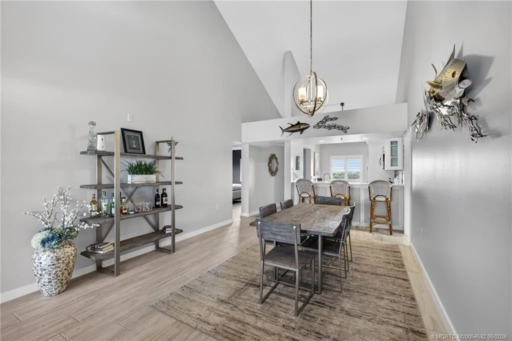 901 Seafarer Circle #504