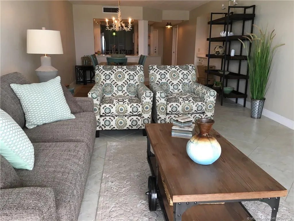 9600 S Ocean Drive #708