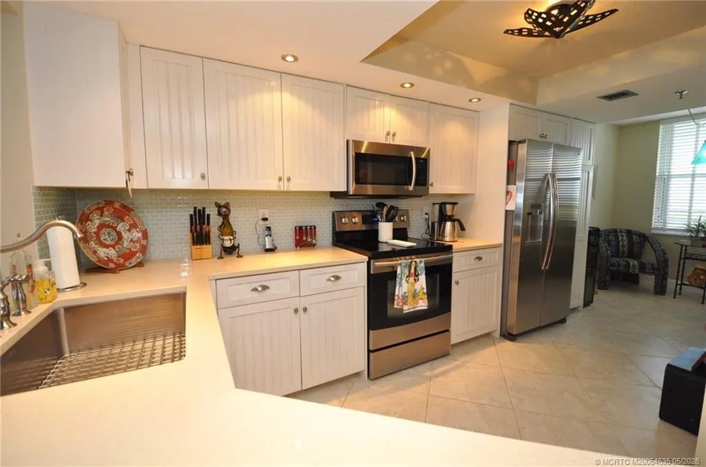 9600 S Ocean Drive #708