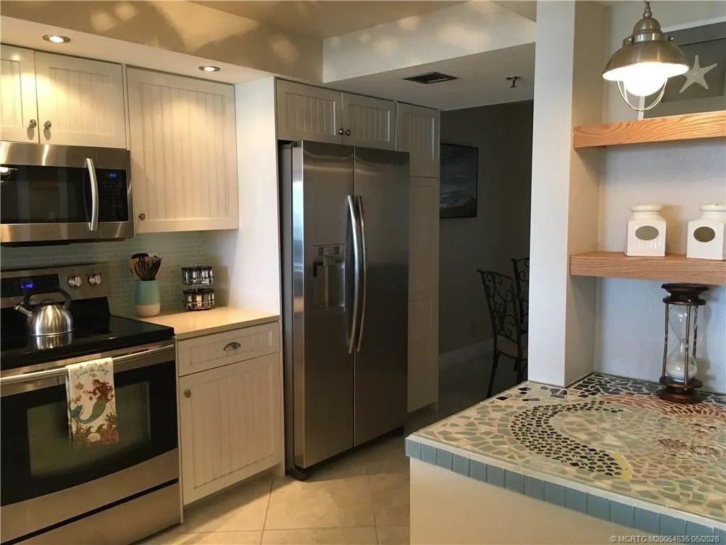 9600 S Ocean Drive #708