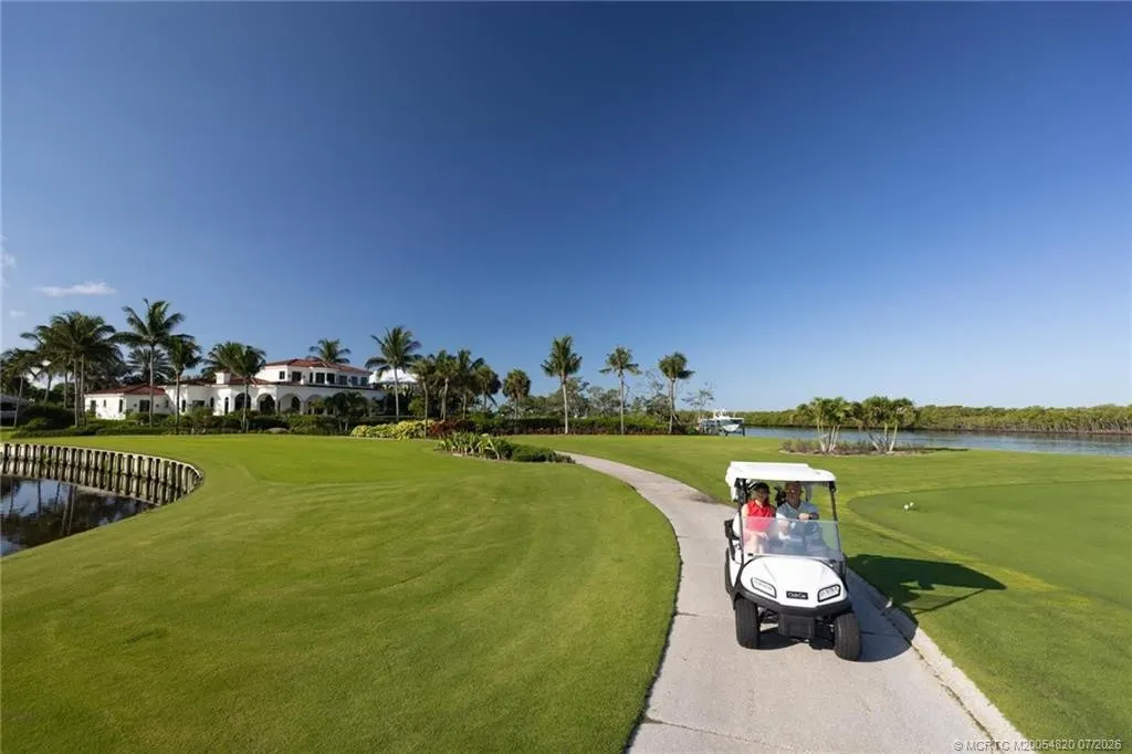 2001 SE Sailfish Point Boulevard #212